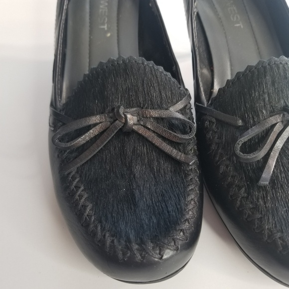 Nine West leather  pony hair kitten heel pumps - Picture 2 of 8